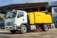 ISUZU掃街車2